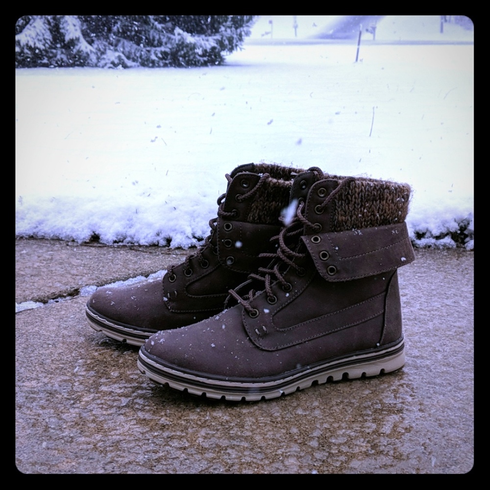Distressed brown boots with knit detail